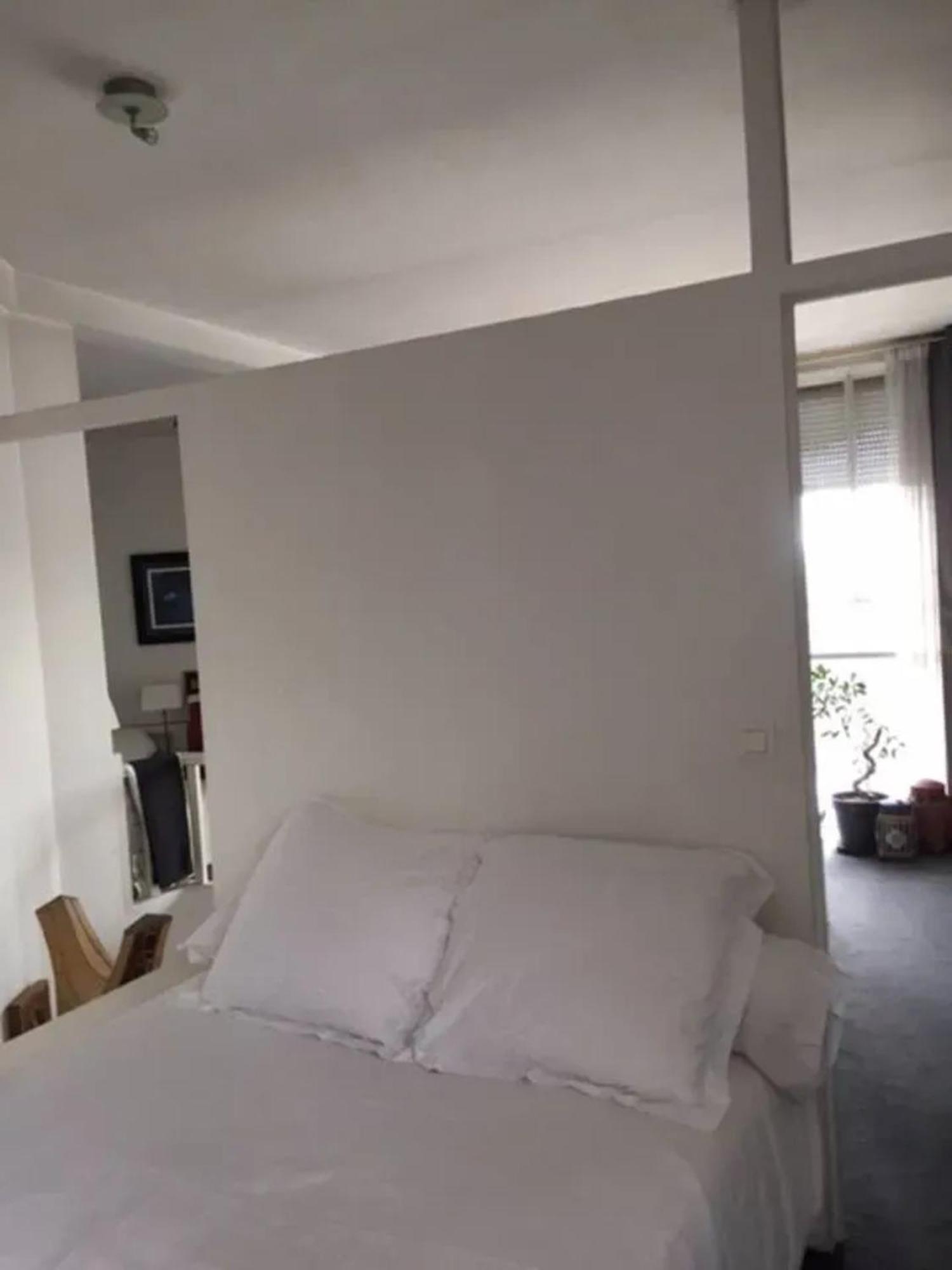Appartement Avec Vue Sur Tour Eiffel 60 M² *