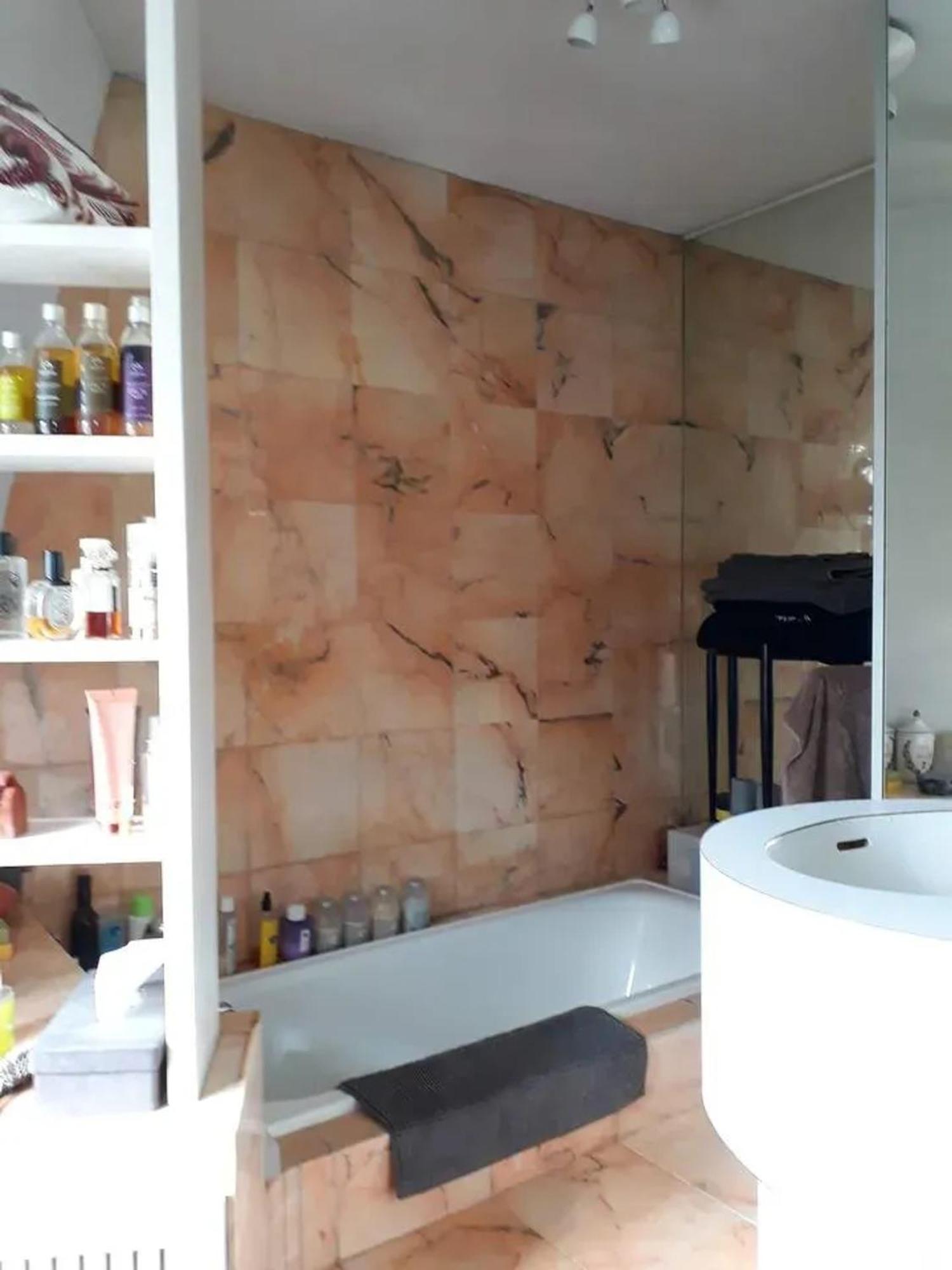 Appartement Avec Vue Sur Tour Eiffel 60 M² Parijs