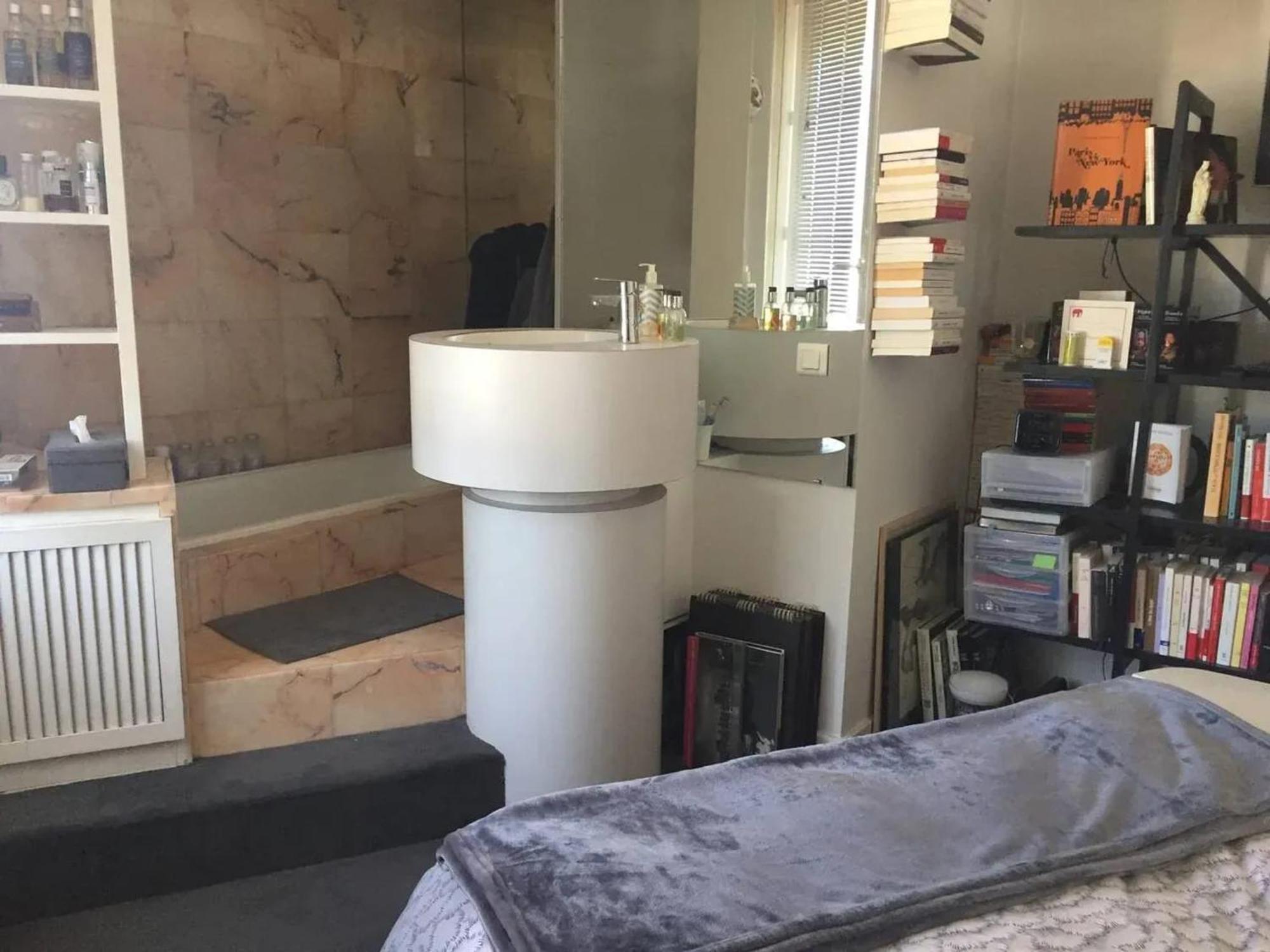 Appartement Avec Vue Sur Tour Eiffel 60 M² Parijs